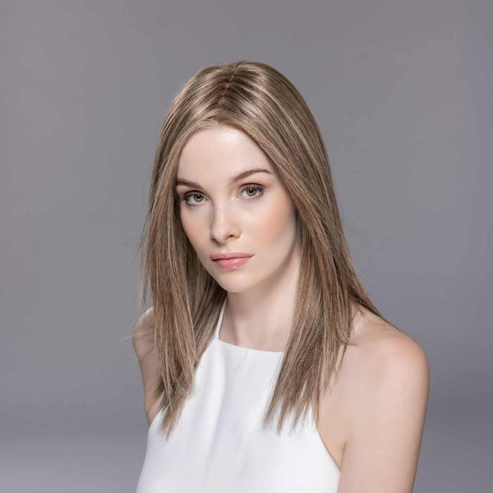 EMOTION DELUXE Natural Premium Wig