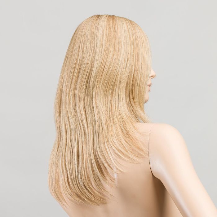 EMOTION DELUXE Natural Premium Wig