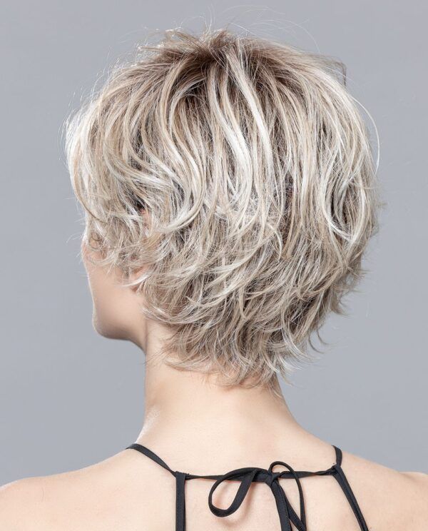 Cover Mono Part Styleable Synthetic Wig