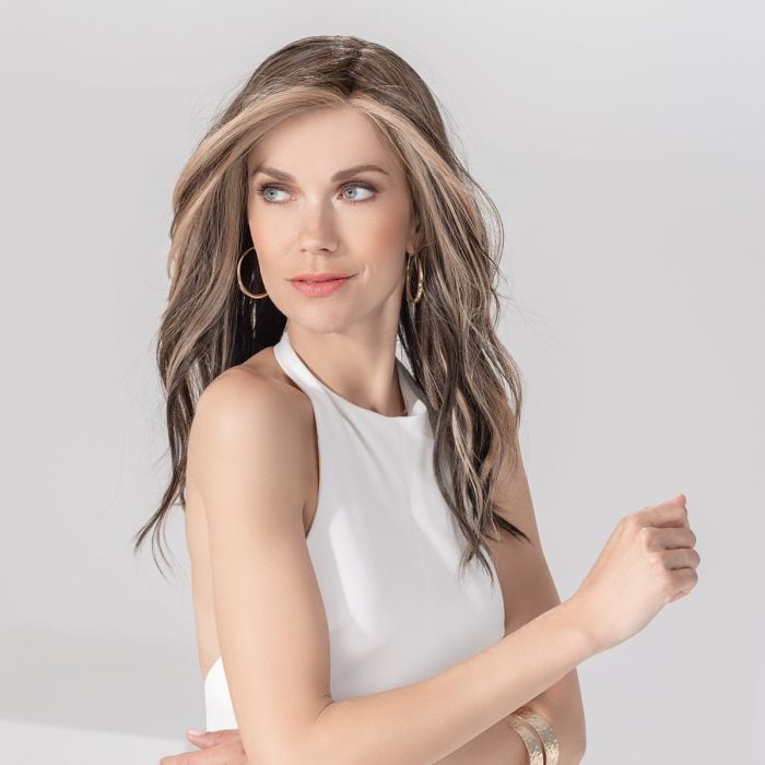 FANTASY DELUXE Styleable Synthetic Wig